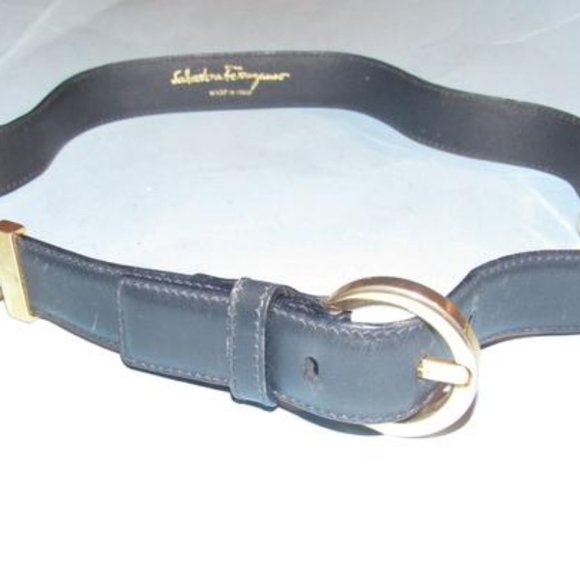 Salvatore Ferragamo Accessories - Salvatore Ferragamo Black 'Gancini' Vintage